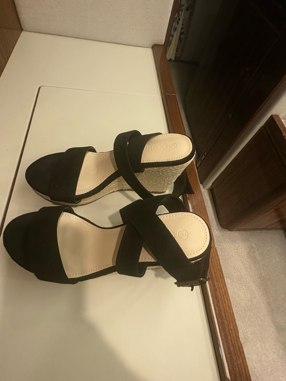 Wedge Platform Sandals 4 pairs For $40 - Picture 2 of 16